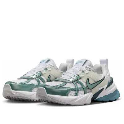 Nike V2k Run Sneaker In White