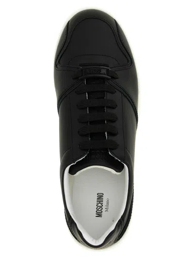 Moschino Kevin Sneakers Featuring Contrast Sole In Black