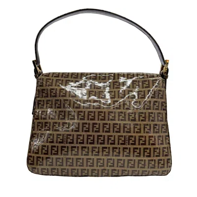 Pre-owned Fendi Zucchino Beige Patent Leather Shoulder Bag ()