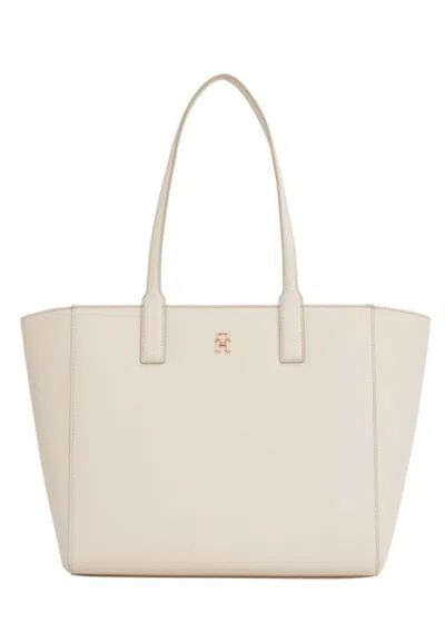 Tommy Hilfiger _ In White