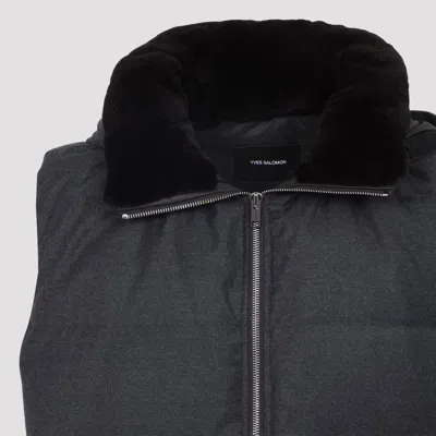 Yves Salomon Quilted Down-filled Mink Gilet With Contrast Lining In Black