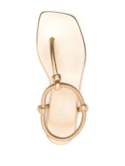 Gianvito Rossi Women Juno Leather Thong Sandals In Neutral