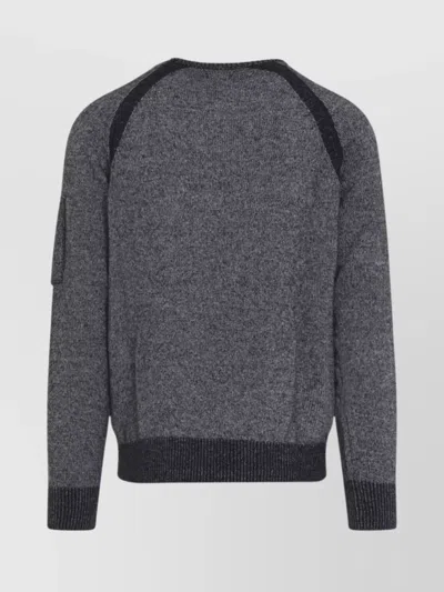 C.p. Company Textured Knit Sweater With Circular Lens Pocket In Gray