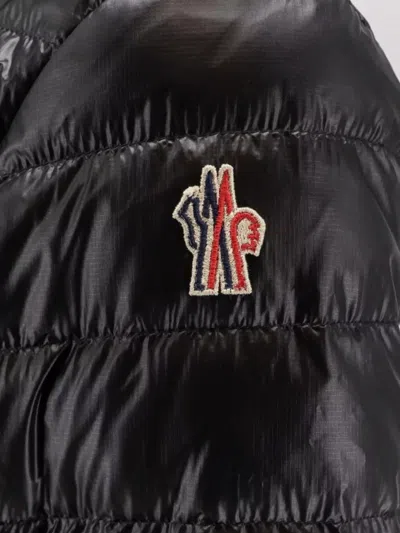 Moncler Grenoble Walibi Short Foldable Down Jacket In Brown