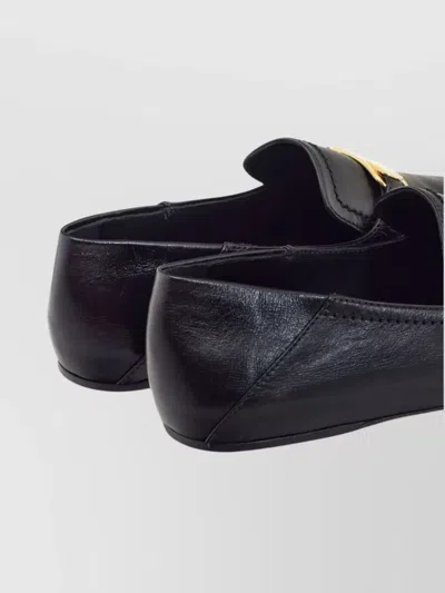 Ferragamo Elaine Vara Buckle Loafers In Calf Leather In Black