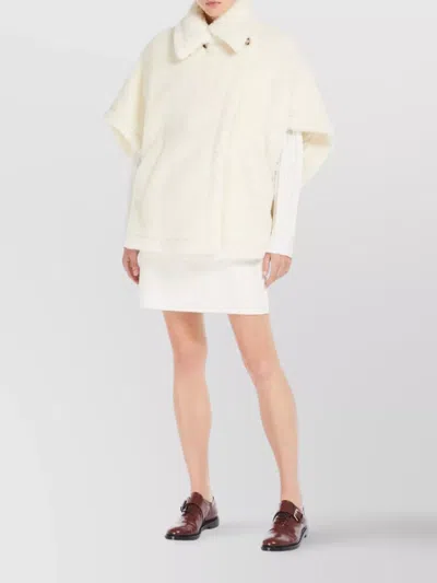 Max Mara Cape In Alpaca And Wool Teddy Fabric In White