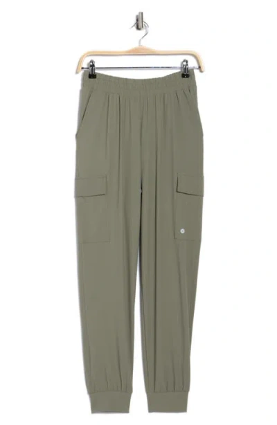 90 Degree By Reflex Warp Power Move Cargo Joggers In Green