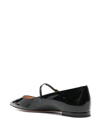 Gianvito Rossi Pointed-toe Buckle-strap Ballerina Shoes In Schwarz