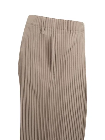 Issey Miyake Elasticated Tailored Trousers In Gray