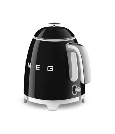 Smeg Mini Electric Kettle In Black