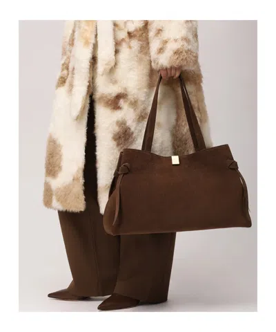 Yuzefi Double-handle Shoulder Bag In Brown
