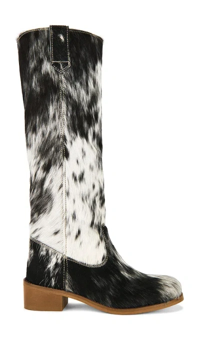 Dico Copenhagen Ann Gaucho Boot In Black