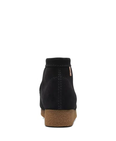 Clarks Shacre Chukka Boot In Black