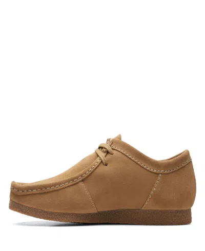 Clarks Shacre Ii Run In Beige Suede In Neutral
