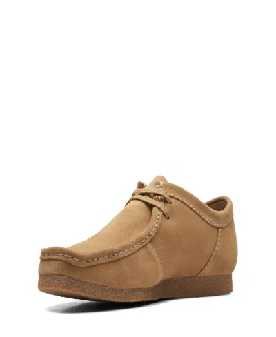Clarks Shacre Ii Run In Beige Suede In Neutral