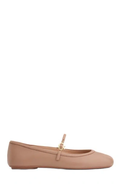 Gianvito Rossi Carla Nappa Leather Ballet Flats In Beige