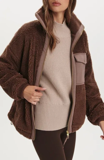 Varley Womens Lowell Sherpa Fleece Jacket Carafe In Brown