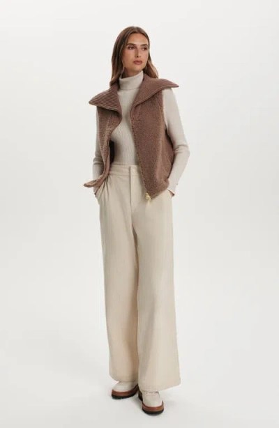 Varley Aspen Funnel-neck Gilet In Brown