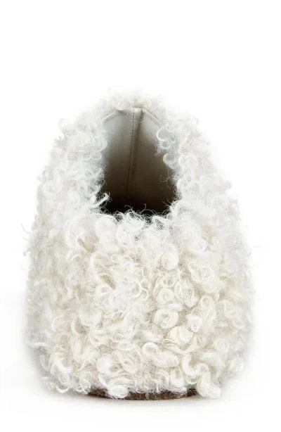 Azalea Wang Darwin Faux Shearling Clog In White