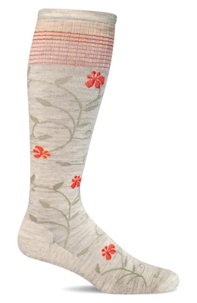 Sockwell Full Sun Wide Calf Compression Socks In Gray