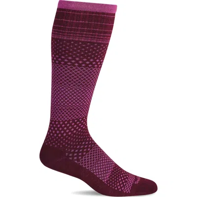Sockwell Micro Grade Compression Knee Socks In Red