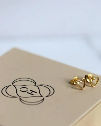 Ottoman Hands Heart Studs In Gold
