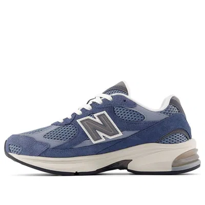 New Balance Layered Blue And Grey Sneakers With Sole