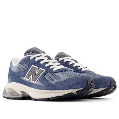 New Balance Layered Blue And Grey Sneakers With Sole