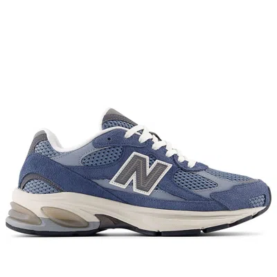 New Balance Layered Blue And Grey Sneakers With Sole