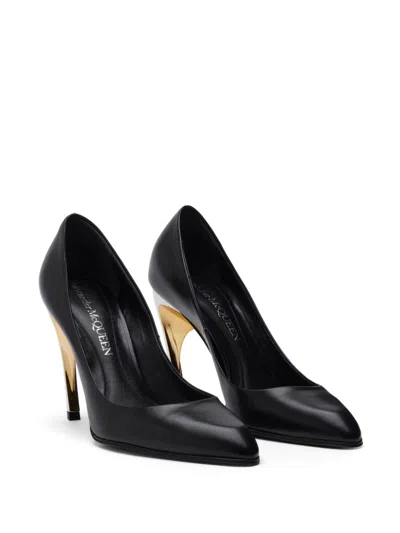 Alexander Mcqueen Alexander Mc Queen "armadillo" Pumps In Black