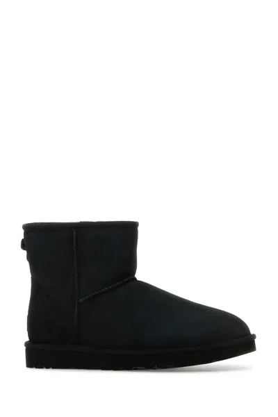 Ugg Low-cut Ankle Boot With Sheepskin And Suede Upper In Black