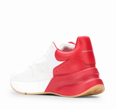 Alexander Mcqueen Oversized Runner Sneakers In Red