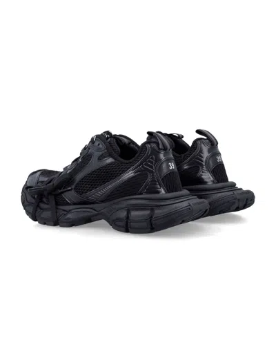 Balenciaga Low-top Sneakers 3xl Modern Design In Black