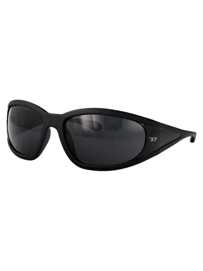 Diesel 0dl3002 Sunglasses In Black