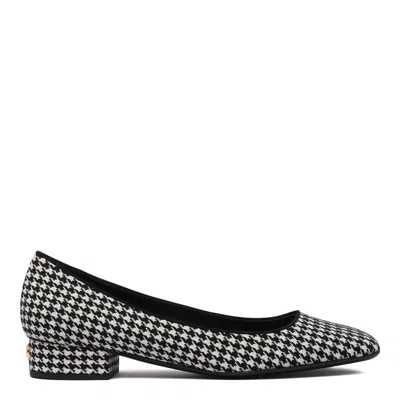 Dolce & Gabbana White Wool Viscose With Heel In Black