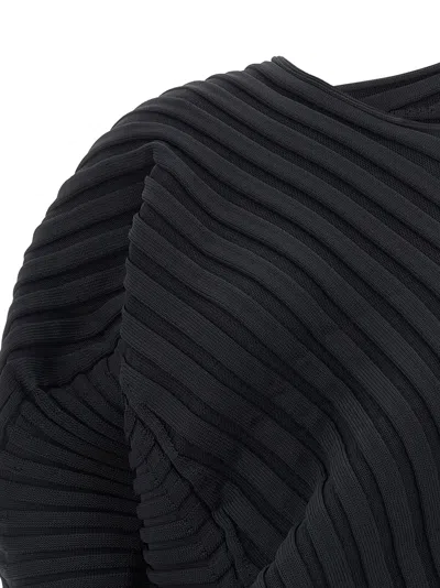 Issey Miyake Women Knit As If Top In Black