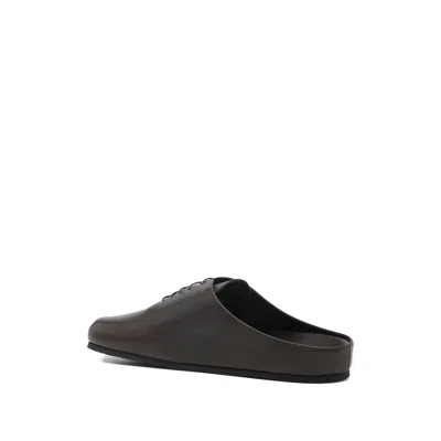 Jacquemus Round-toe Mules In Brown