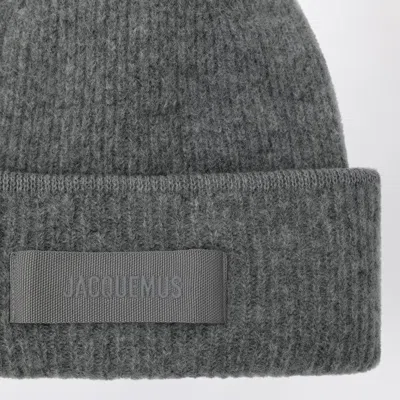 Jacquemus Grey Ribbed Wool-blend Beanie Women In Gray