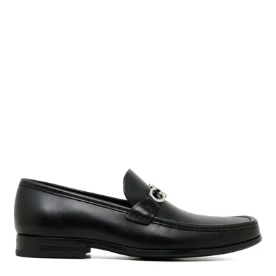 Ferragamo Gancini Ornament Loafers In Calf Leather In Nernewbiscnewbisc