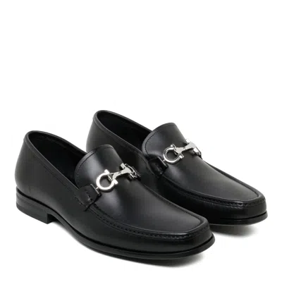 Ferragamo Gancini Ornament Loafers In Calf Leather In Nernewbiscnewbisc