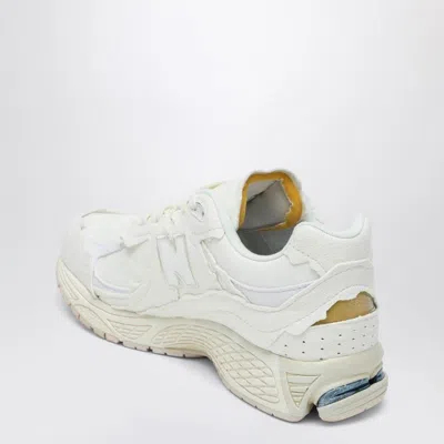 New Balance White Suede And Mesh 2002r Sneakers In White