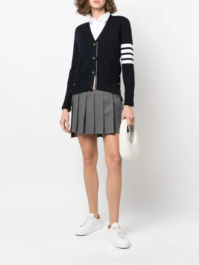 Thom Browne Cardigan Con Scollo A V In Black