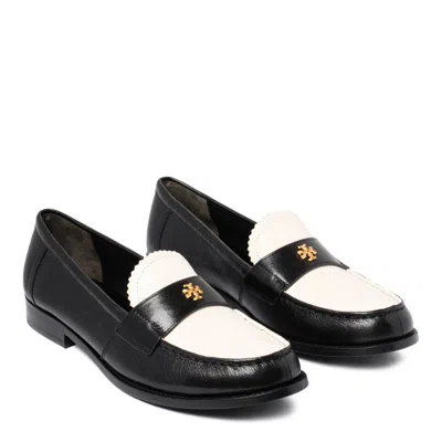Tory Burch Black Leather Loafers With Decorative Emblem In Black