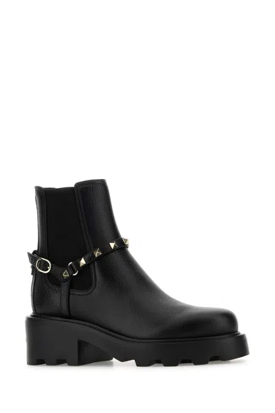 Valentino Rockstud Grainy Leather Boot In Black