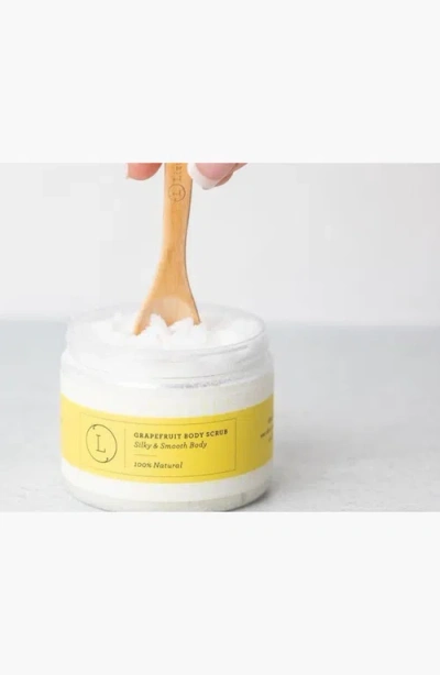 Lizush Reviving Set With Grapefruit Shea Butter And Body Scrub In Neutral