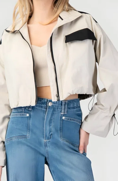 Modenaire Cropped Zip-up Jacket With Contrast Pockets In Neutral