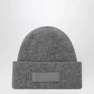 Jacquemus Grey Ribbed Wool-blend Beanie Women In Gray