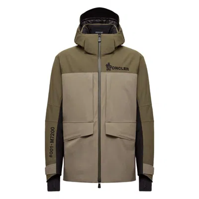 Moncler Padded Ski Jacket Featuring Removable Hood In Green