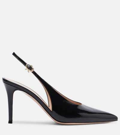 Gianvito Rossi Buckle Detail Pointed Toe Pump In Black
