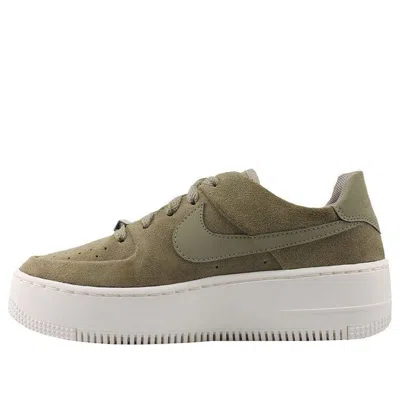 Nike (wmns)  Air Force 1 Sage Low 'trooper' In Multi